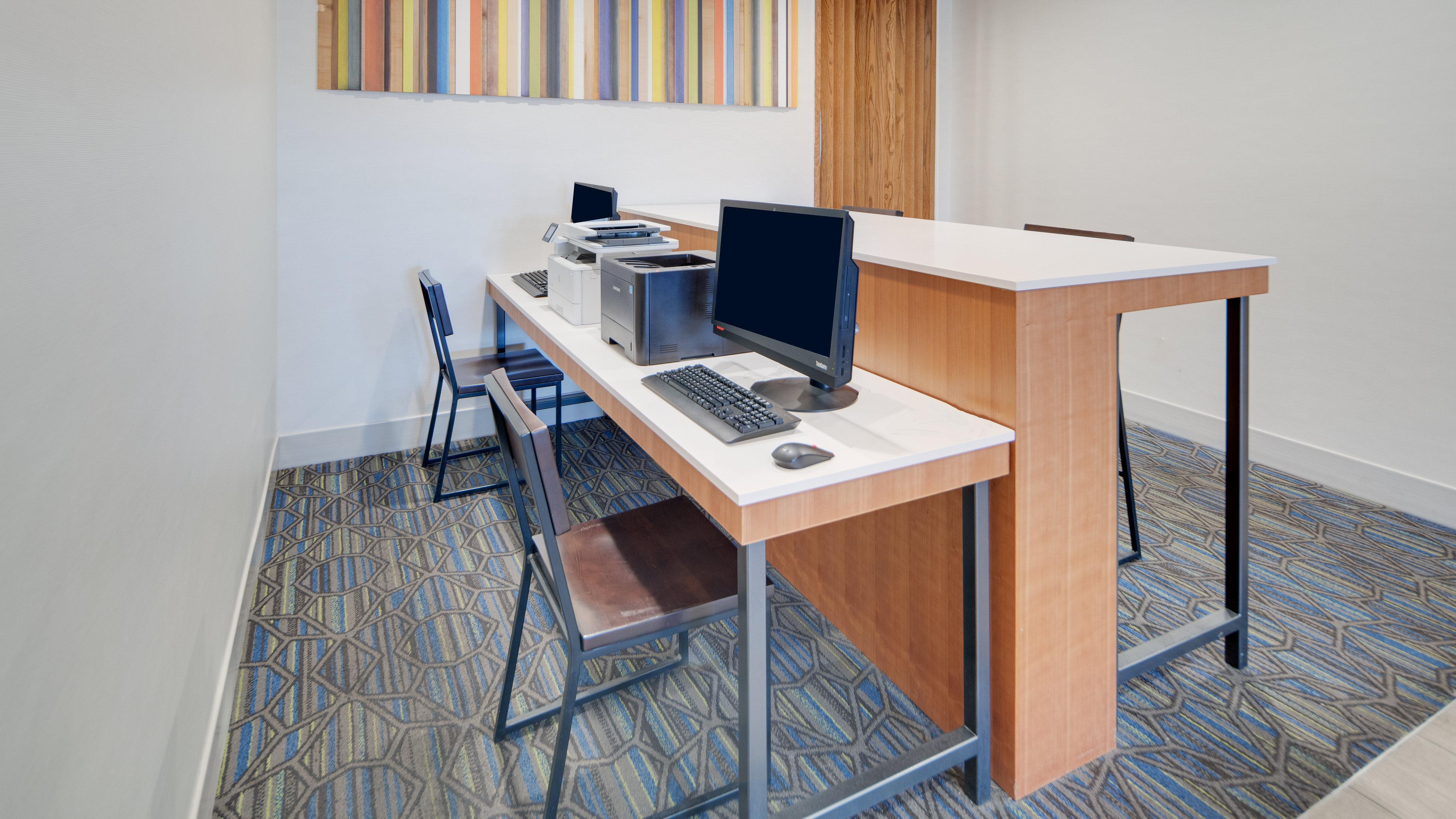 Express & West By Ihg 2*
