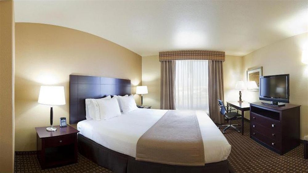 Hotel Express & West By Ihg 2*